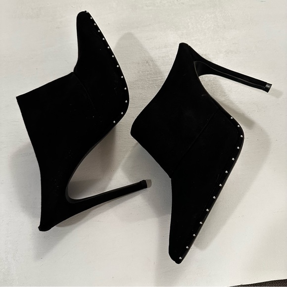 Qupid Vanessa Stud Mule Velvet Leatherette Black Size 8.5 - Picture 10 of 15